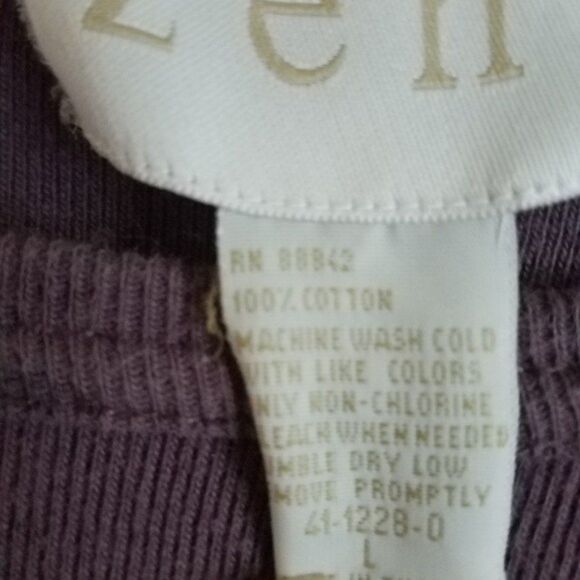 Zena Purple Scoopneck Jersey with Dark Purple Leaf & Flower Prints Size Large - Picture 4 of 6